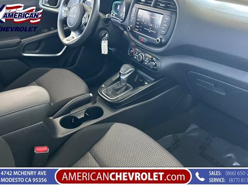 Used 2025 Kia Soul LX FWD image 20