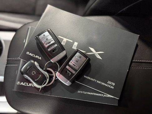 Used 2019 Acura TLX 4-Door Sedan w/A-Spec Pkg image 42