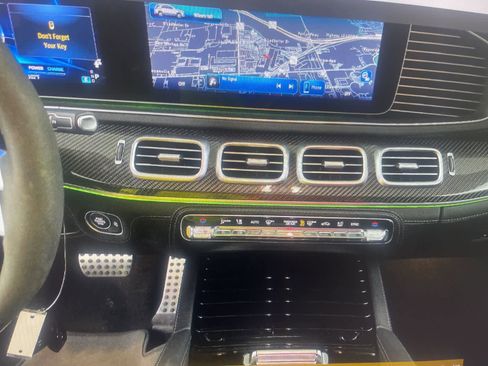 Used 2024 Mercedes-Benz GLE 53 AMG 4MATIC image 9