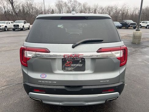 Used 2023 GMC Acadia SLE image 3