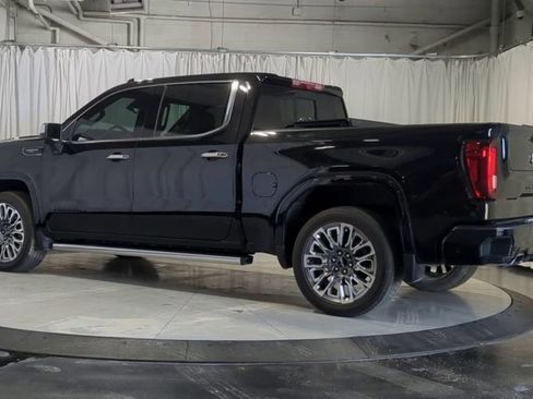 Used 2025 GMC Sierra 1500 Denali Ultimate AWD/4WD image 8