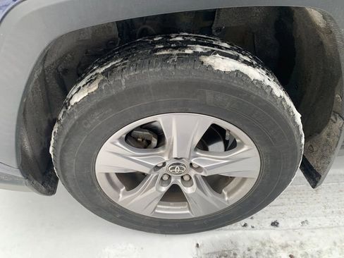 Used 2023 Toyota RAV4 XLE w/ Convenience Package image 8