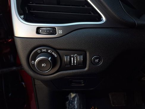 Used 2019 Jeep Cherokee Limited w/ Trailer Tow Group image 14