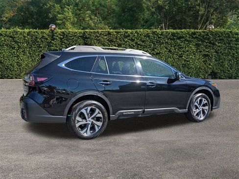 Used 2022 Subaru Outback Touring XT image 4