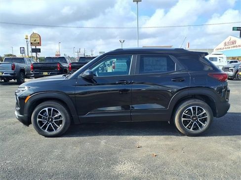 New 2026 Chevrolet TrailBlazer LT w/ Convenience Package image 8