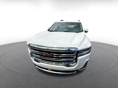 Used 2023 GMC Acadia SLT image 2