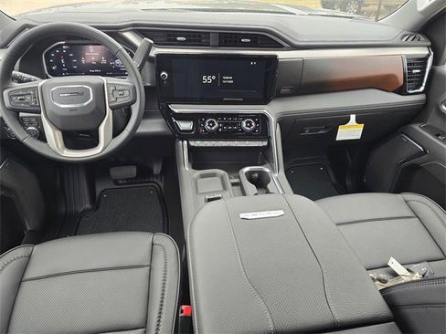 New 2026 GMC Sierra 2500 Denali w/ Denali Reserve Package image 12