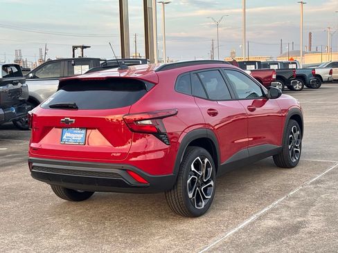 New 2026 Chevrolet Trax RS w/ Driver Confidence Package FWD image 10