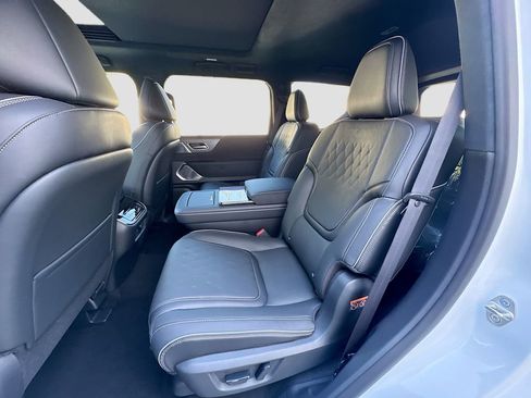 New 2026 INFINITI QX80 Autograph w/ Premium Cargo Package AWD/4WD image 26