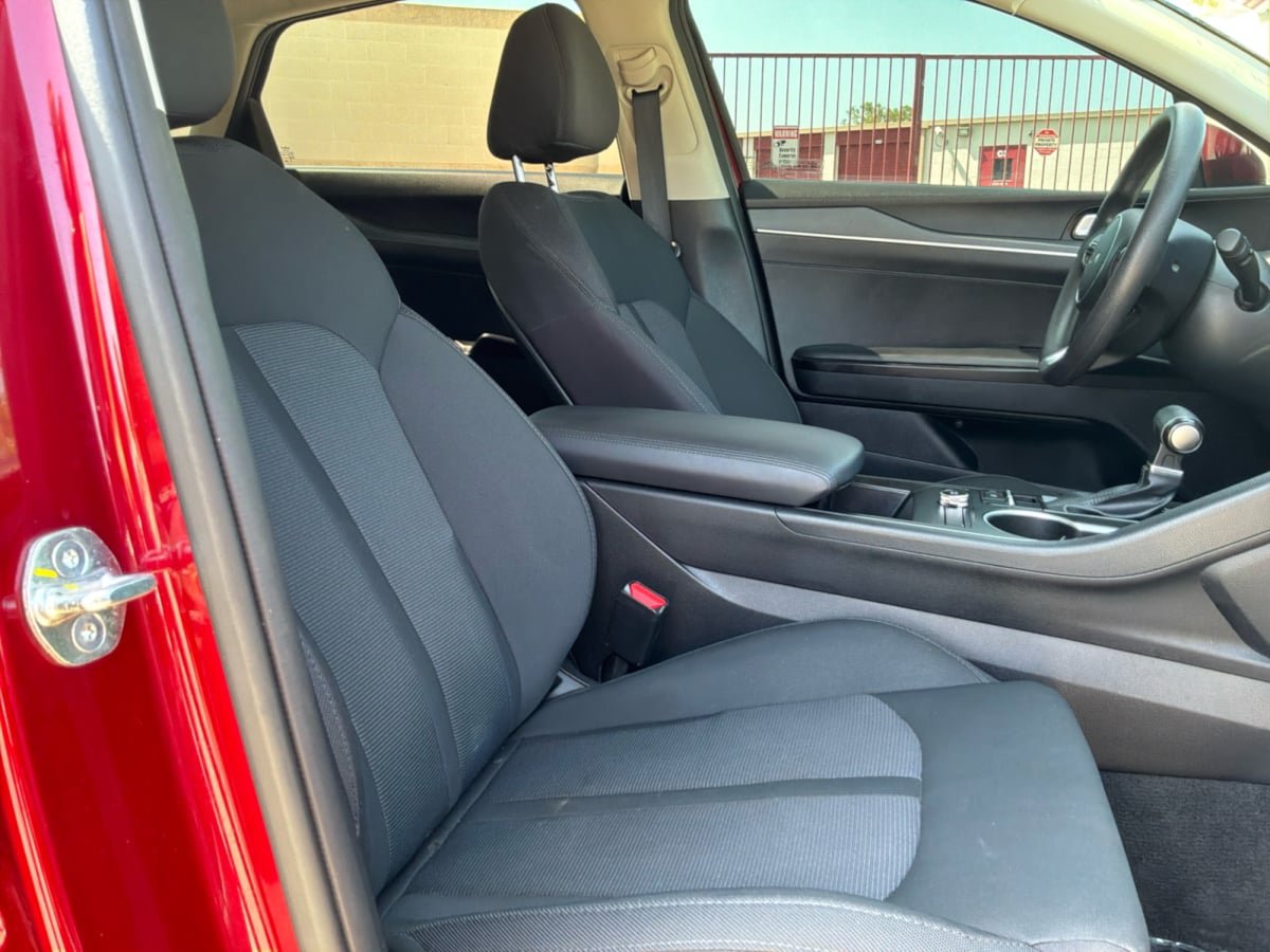 Used 2023 Kia K5 LXS FWD image 21