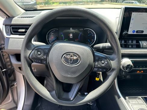 Certified 2025 Toyota RAV4 LE AWD/4WD image 36