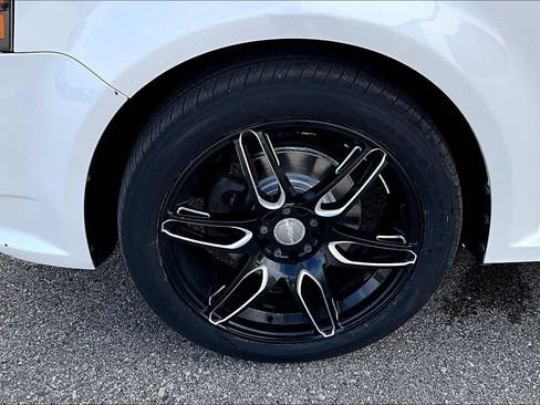 Used 2011 Ford Flex Titanium image 31