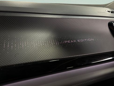 Certified 2026 Volkswagen Atlas Peak Edition AWD/4WD image 31