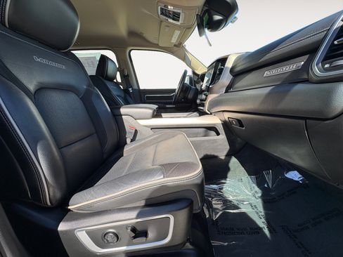 Used 2021 RAM 1500 Laramie image 10