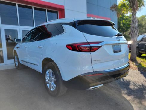 Used 2018 Buick Enclave FWD image 6