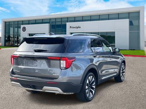 Used 2025 Ford Explorer Platinum w/ LUX Leather Package image 3