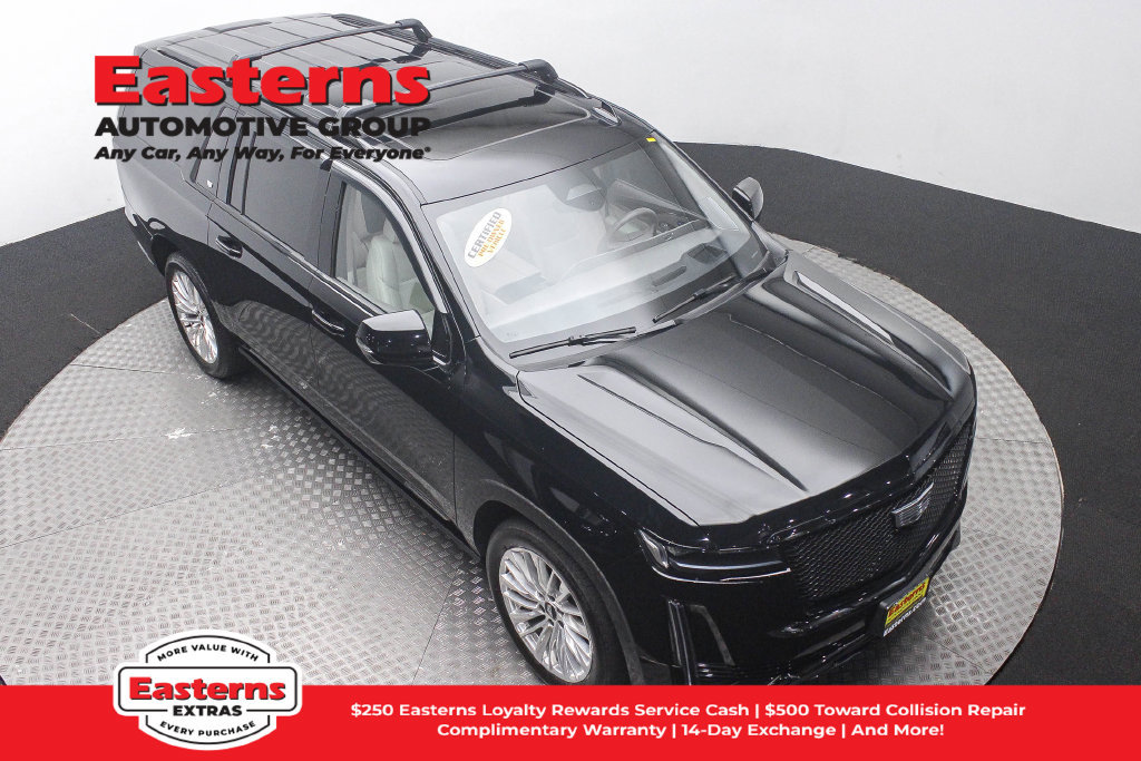 Used 2024 Cadillac Escalade ESV Sport Platinum w/ LPO, ONYX Package AWD/4WD image 4