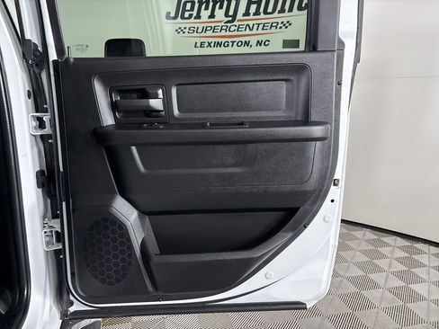 Used 2023 RAM 2500 Tradesman w/ Chrome Appearance Group image 25