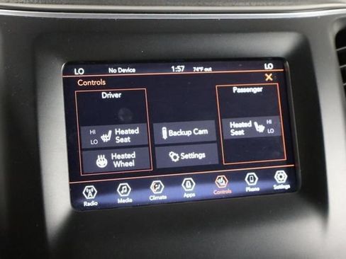 Used 2019 Jeep Cherokee Latitude Plus AWD/4WD image 48