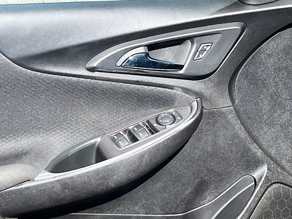 Used 2024 Chevrolet Malibu RS w/ LPO, Floor Liner Package FWD image 17