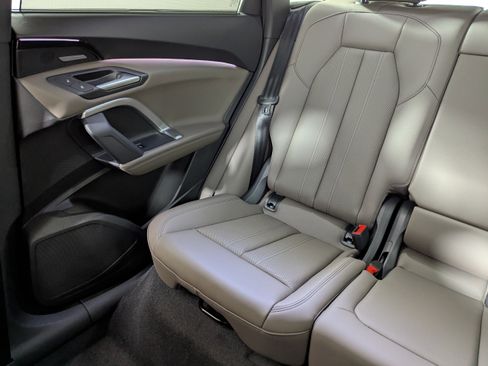 New 2025 Audi Q5 Premium Plus image 12