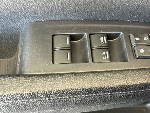 Used 2020 Honda Pilot EX-L image 11