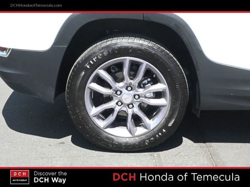Used 2023 GMC Terrain SLT w/ Tech Package AWD/4WD image 22