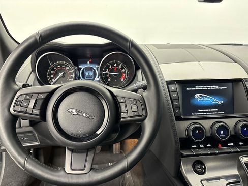 Used 2016 Jaguar F-TYPE Convertible image 22