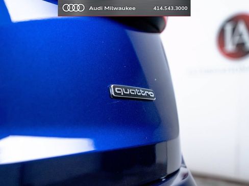Used 2023 Audi Q7 2.0T Premium Plus w/ Premium Plus Package AWD/4WD image 12