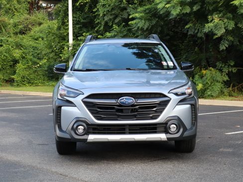Used 2024 Subaru Outback Limited AWD/4WD image 5