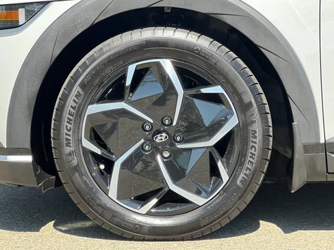 Used 2024 Hyundai Ioniq 5 SE RWD image 26