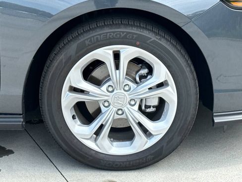 Certified 2026 Honda Accord LX image 11