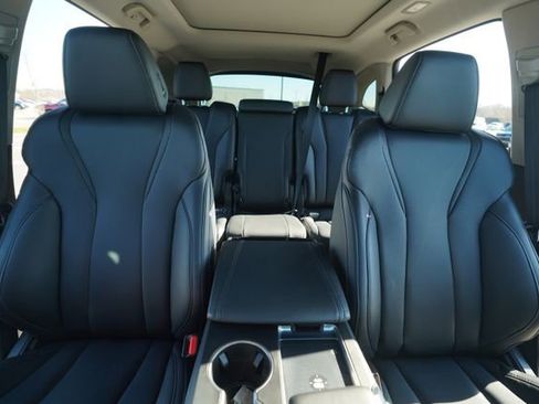 Used 2023 Acura MDX SH-AWD image 35