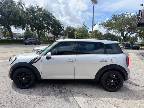 Used 2013 MINI Cooper Countryman S FWD image 2