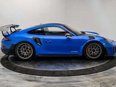 Used 2019 Porsche 911 GT2 RS RWD image 26