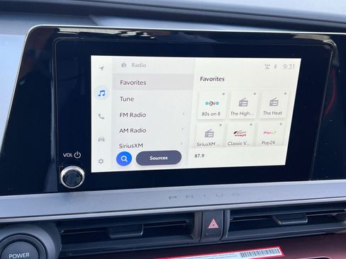 New 2026 Toyota Prius Plug-In Hybrid FWD image 18