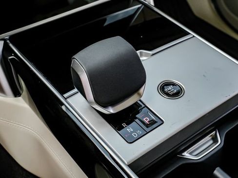 New 2026 Land Rover Range Rover SE AWD/4WD image 31