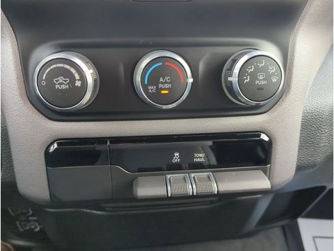 Used 2023 RAM 1500 Big Horn image 25