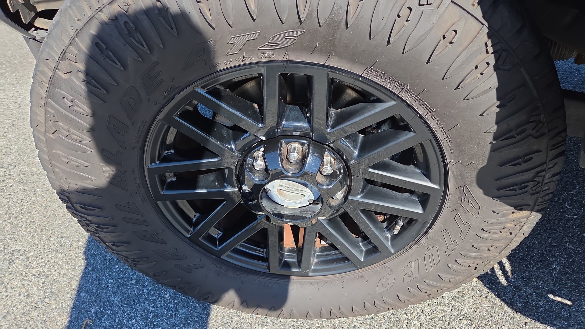 Used 2020 Ford F250 Lariat AWD/4WD image 2
