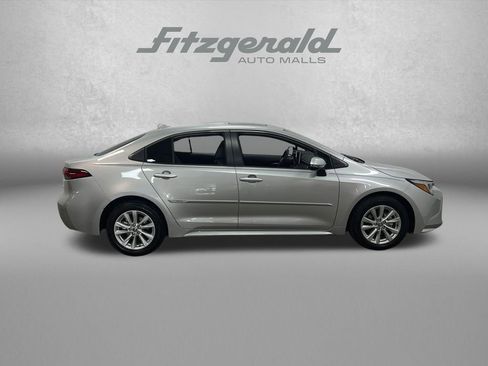 Used 2024 Toyota Corolla XLE FWD image 7