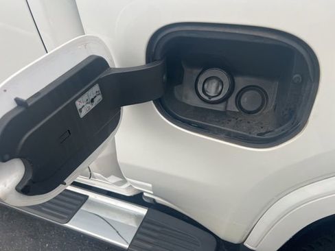 Certified 2024 GMC Sierra 1500 Denali w/ Technology Package image 14