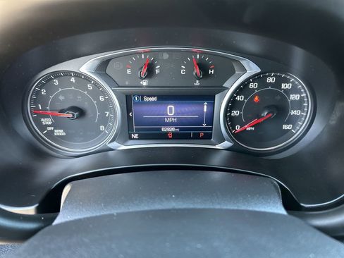 Used 2022 GMC Terrain SLE image 11