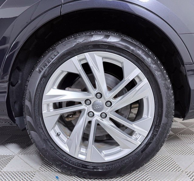 Used 2020 Audi Q7 3.0T Premium w/ Convenience Package AWD/4WD image 9