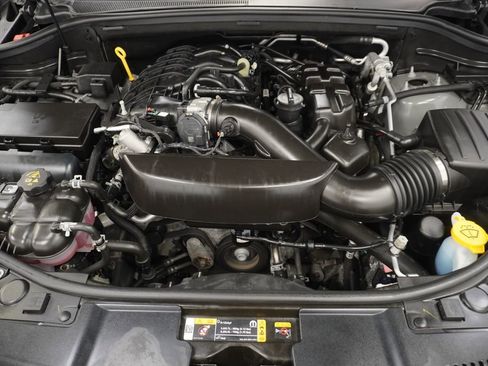 Certified 2025 Dodge Durango GT image 53