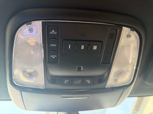Used 2023 Dodge Durango GT RWD image 20