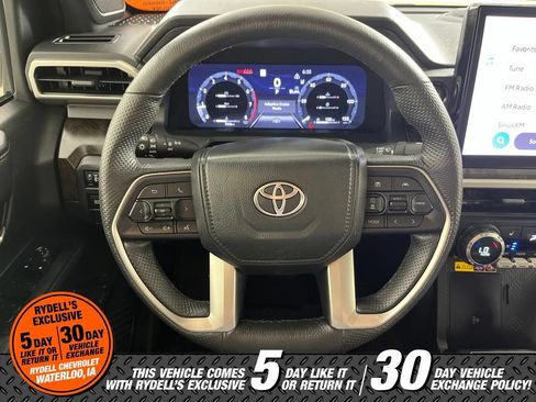 Used 2024 Toyota Tacoma Limited w/ Limited Package (LT) AWD/4WD image 28