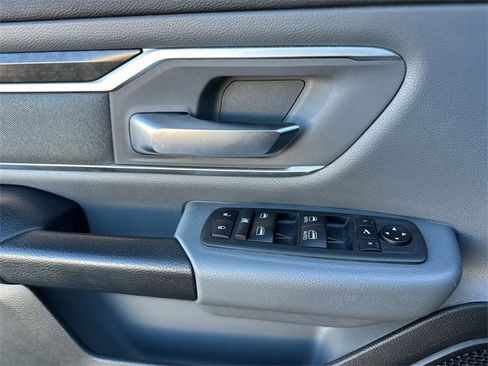 Used 2021 RAM 1500 Big Horn image 14