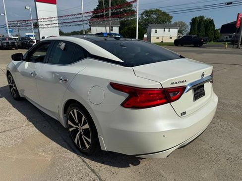 Used 2017 Nissan Maxima Platinum FWD image 19