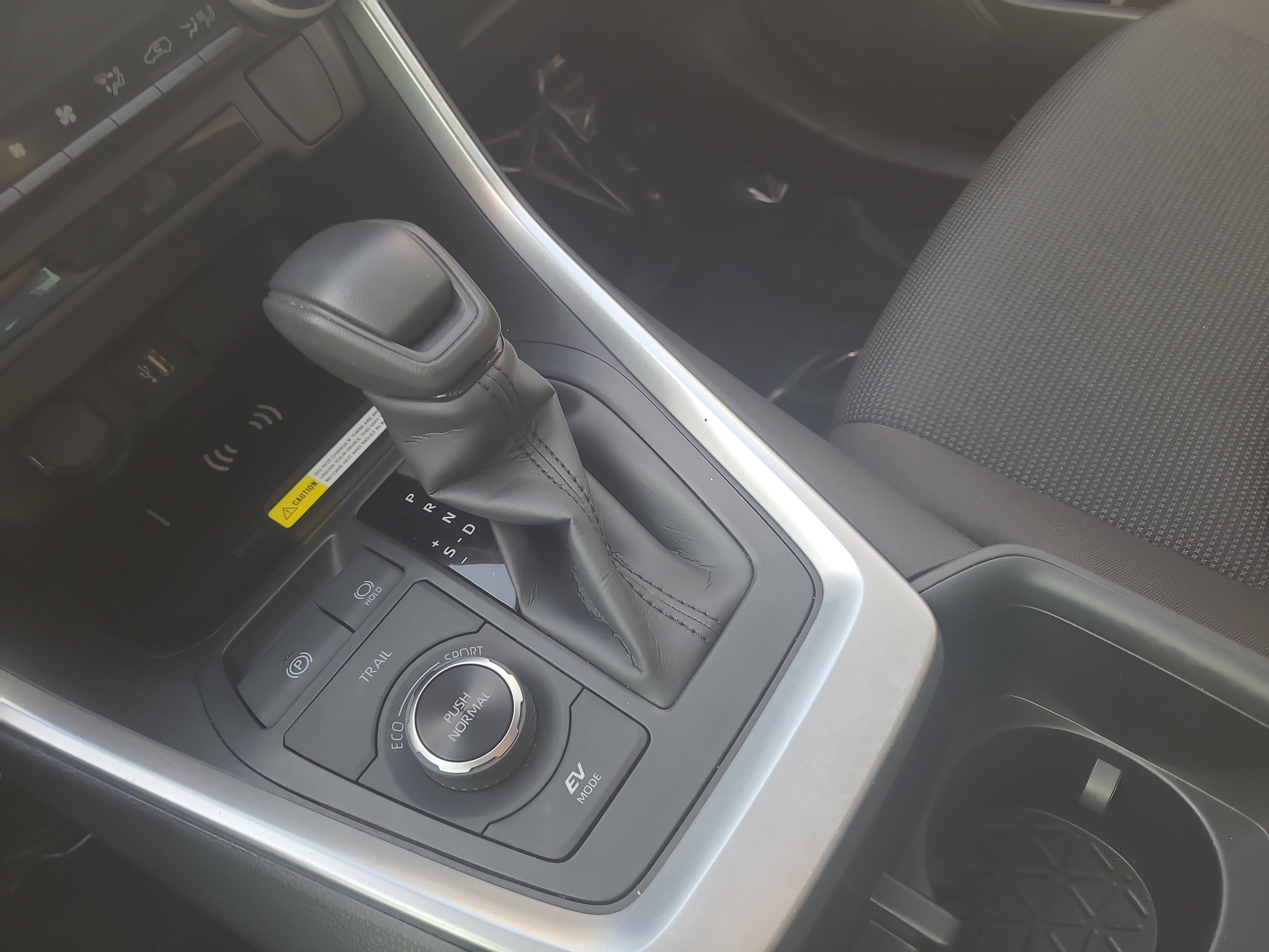 Certified 2025 Toyota RAV4 LE AWD/4WD image 20