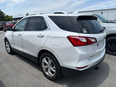 Used 2020 Chevrolet Equinox Premier FWD image 3